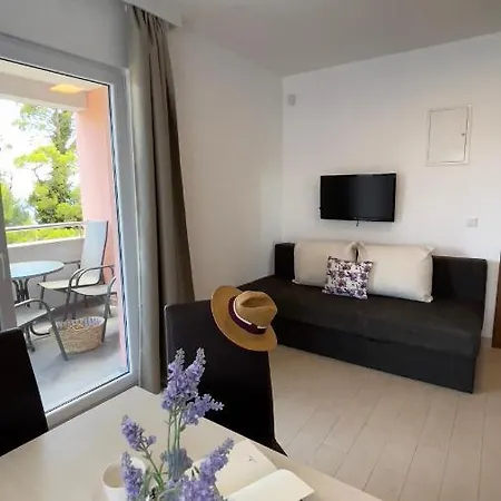 Apartament Lavanda *